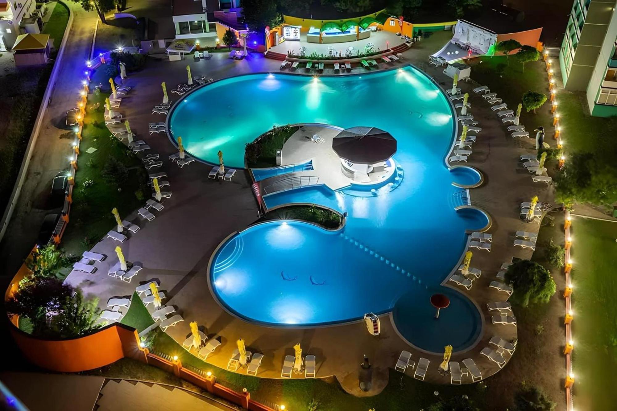Hotel Aquapark Balada Saturn Mangalia Exterior photo